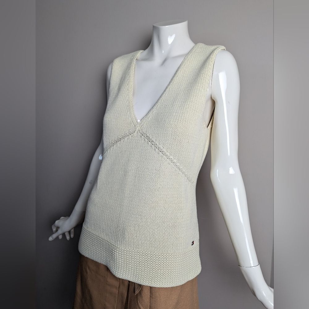 Vintage Tommy Hilfiger Cream Colour Knit V Neck Tank Top.
